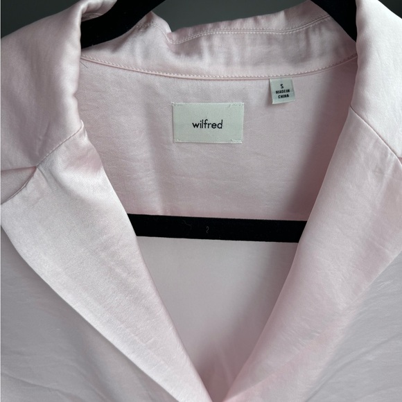 Wilfred soft pink silk-like blouse - Picture 2 of 3